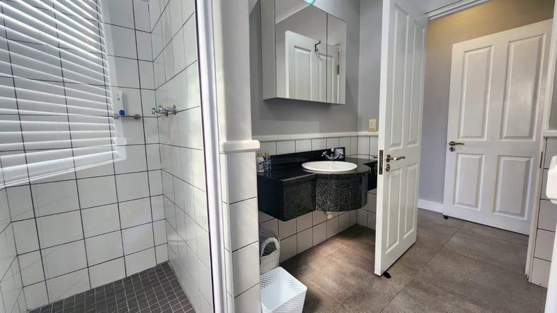 To Let 4 Bedroom Property for Rent in Pinnacle Point Golf Estate Western Cape